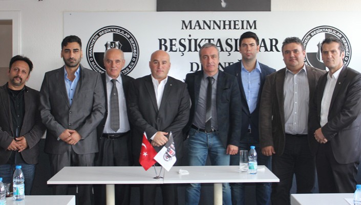 Önder Özen Avrupa’daki Beşiktaşlılarla Buluştu