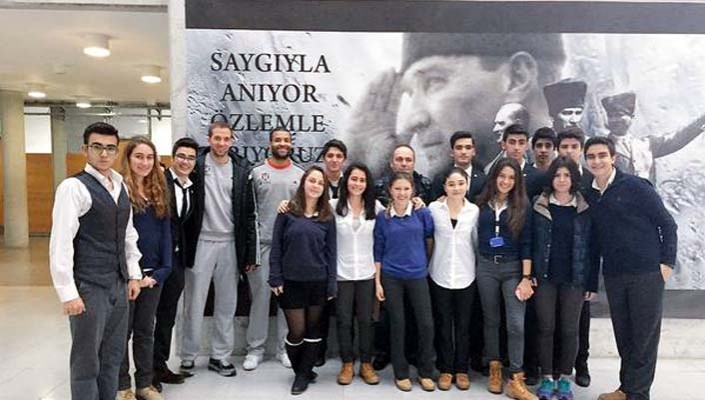 Beşiktaş İntegral Forex Takımımız Öğrencilerle Buluştu