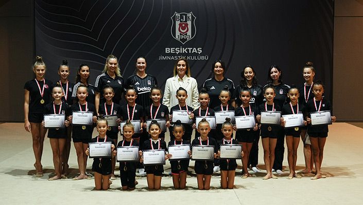 Ritmik Jimnastik Takımımızda Yaz Kampı Kapanış Töreni Yapıldı
