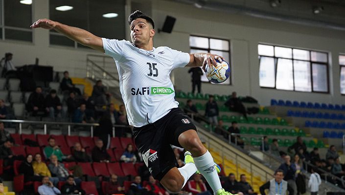 Rize Belediyesi:24 Beşiktaş Safi Çimento:34  