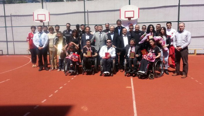 Beşiktaş RMK Marine Takımımız Öğrencilerle Bir Araya Geldi