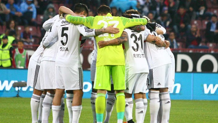 Futbolcularımızın Sağlık Durumu Hakkında Bilgilendirme