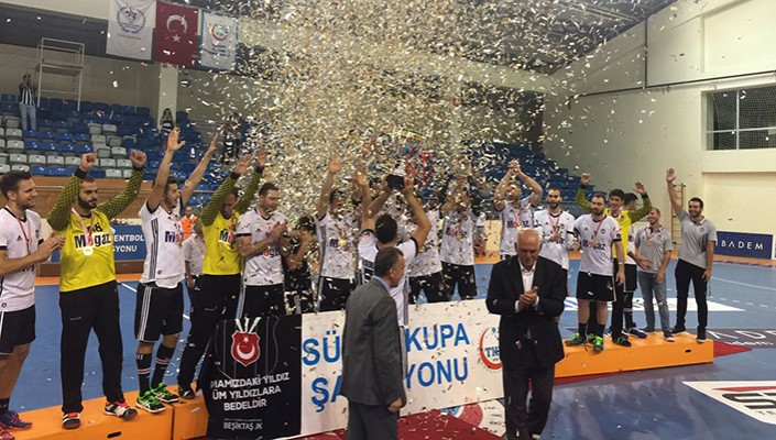 Beşiktaş Mogaz 13. Süper Kupa’nın Sahibi Oldu