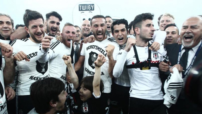 Şampiyon Futbol Takımımız İzinli