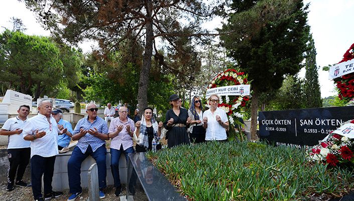 Şan Ökten’i Kabri Başında Andık