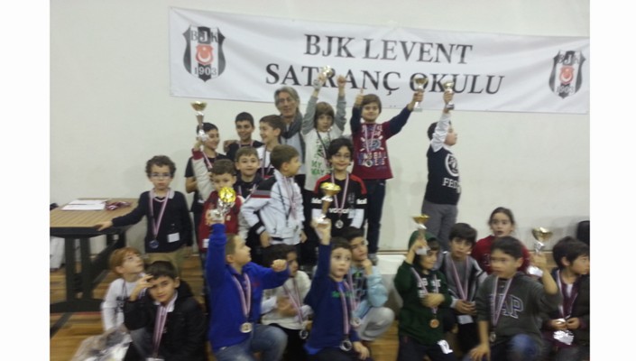 Satranç Yarışması Düzenlendi