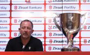 Sergen Yalçın: “Sezonu iki kupayla noktalamak istiyoruz”