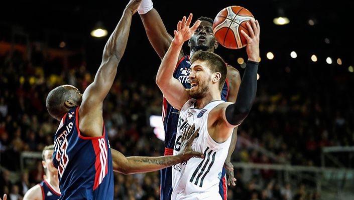 SIG Strasbourg:64 Beşiktaş Sompo Japan:69