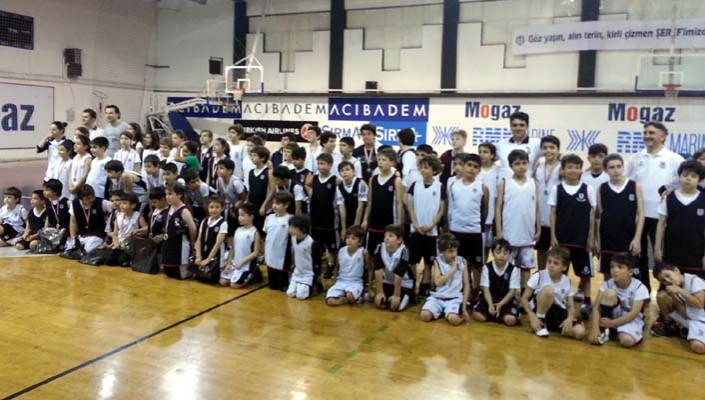 Spor Okullarımızda Kış Sezonu Sona Erdi