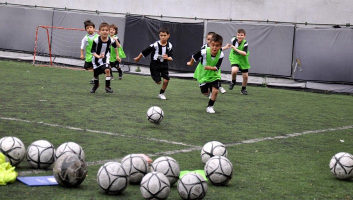Bahçeşehir’de Yeni Futbol Okulu