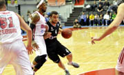 Eagles edge Spartak St. Petersburg with late push, 64-61