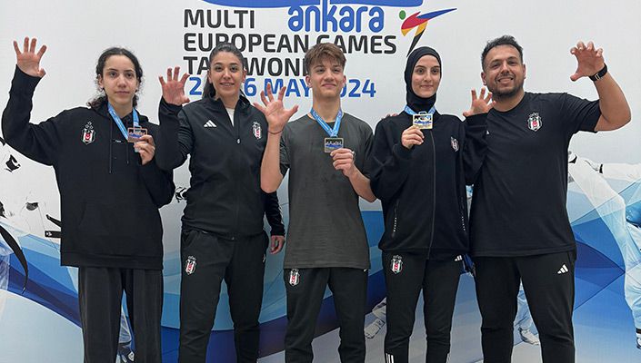 Taekwondo Takımımızın Sporcularından Bir Altın Bir Gümüş Bir Bronz Madalya