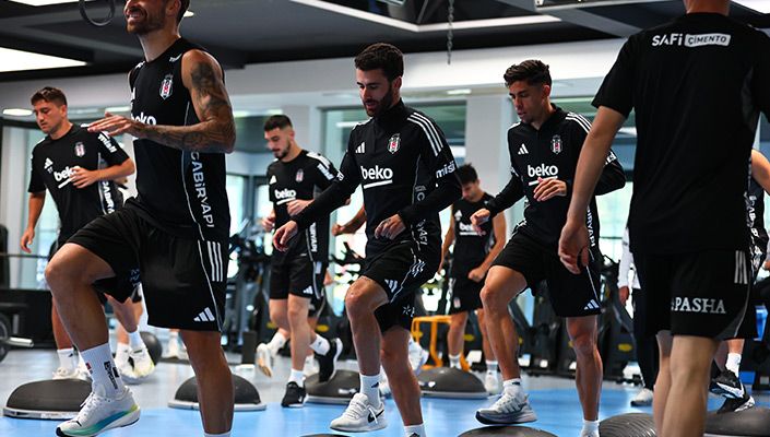 Takımımız Salonda Çalıştı