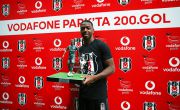 Takımımızın Vodafone Park’taki 200. Golünün Sahibi Abdoulay Diaby Ödülünü Aldı