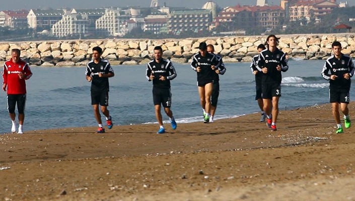 A.Demirspor Maçında Forma Giyen Oyuncularımız Sahilde Koşu Yaptı