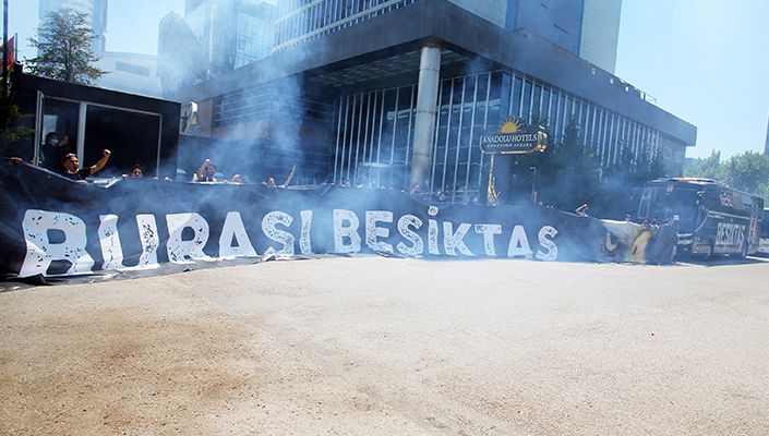 Taraftarlarımızdan Futbol Takımımıza Destek