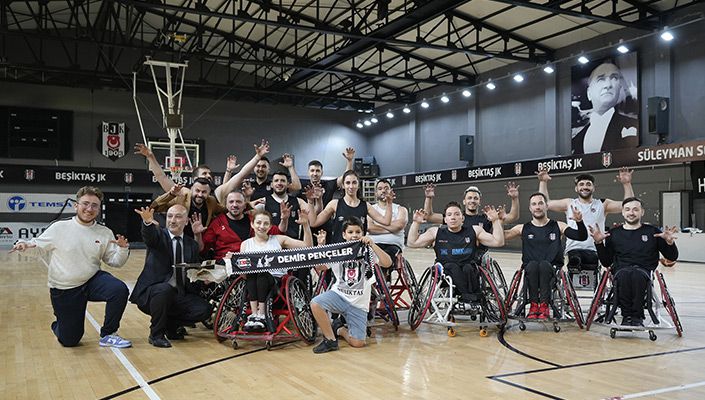 Taraftarlarımızdan Şampiyonluk Yolunda Tekerlekli Sandalye Basketbol Takımımıza Destek Ziyareti