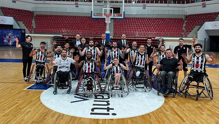 Beşiktaş advance to Turkish Super League Semi-Finals 