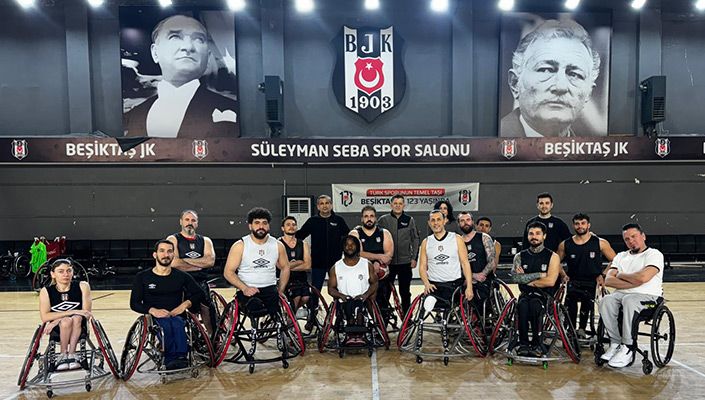Tekerlekli Sandalye Basketbol Takımımızın Sporcularına Anlamlı Hediye