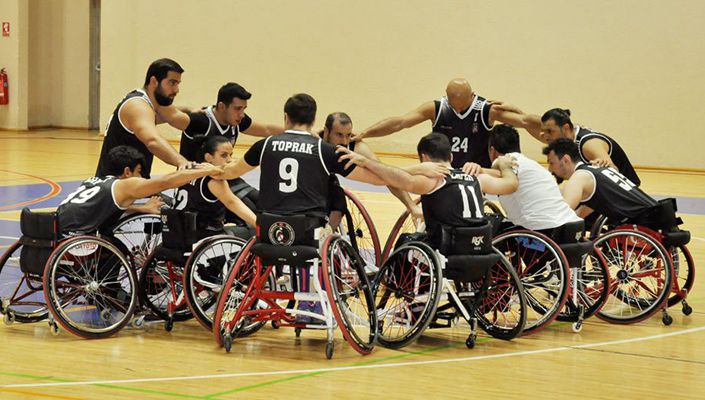 Tekerlekli Sandalyede Rakip Ceylanpınar Belediyesi
