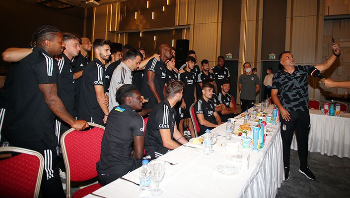 Teknik Direktörümüz Sergen Yalçın, Futbol Takımımızla İnternet Ortamında Görüştü