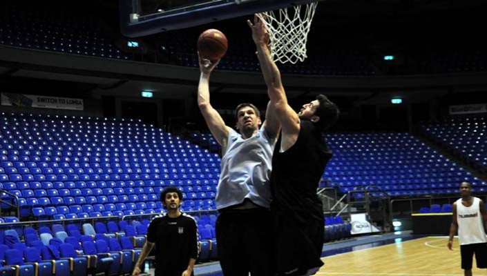 Tel Aviv’de İlk Antrenman 