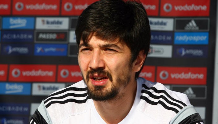 Tolga Zengin: ‘Beşiktaş’ta çok mutluyum’