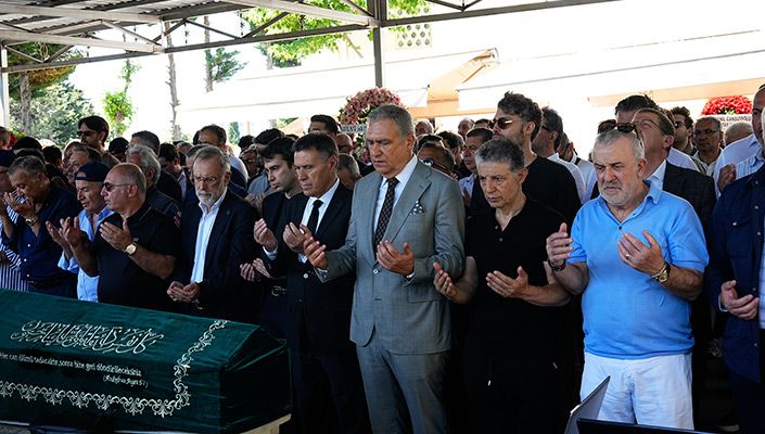 Tolunay Özdurmaz Son Yolculuğuna Uğurlandı