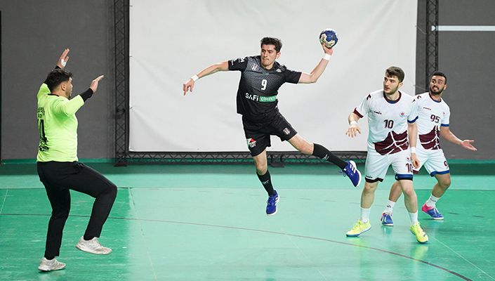 Trabzon Bş. Bld. Spor:34 Beşiktaş Safi Çimento:42