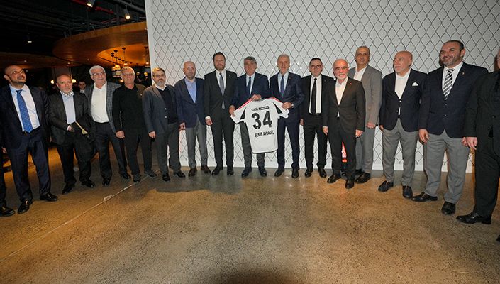 Tüpraş Stadyumu’nda İftar Daveti