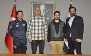 Twente Heracles Academie Teknik Sorumlusu Fethi Özerdoğan ile Twente Heracles Danışmanı Avukat Bartu Bolat’tan Kulübümüze Ziyaret