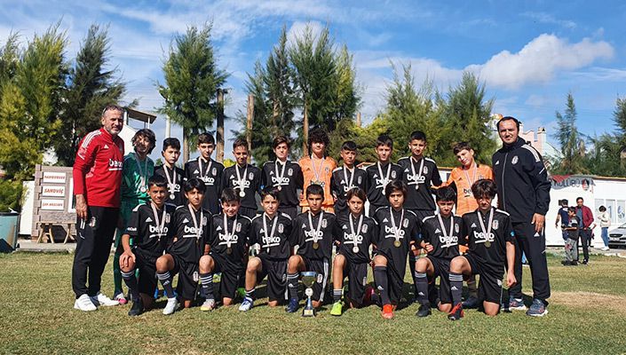 U-13 Takımımız, 5. Cumhuriyet Kupası’nda Gümüş Kupanın Sahibi Oldu