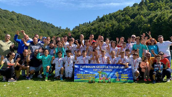 U-13 Takımımız, Futbolun Gelecek Yıldızları Cup Turnuvası’nda Şampiyon Oldu