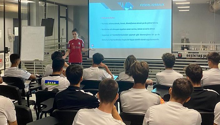 U-16 ve U-17 Akademi Takımımızın Sporcuları “Akran Zorbalığı Farkındalığı” Eğitimi Aldı