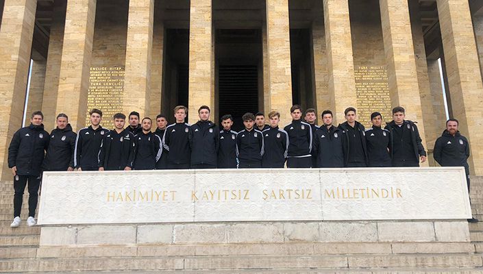 U-17 Akademi Takımımız, Anıtkabir'i Ziyaret Etti