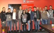 Vodafone Karakartallılar Beşiktaşımızın Efsanesi Süreyya Soner ile Buluştu 