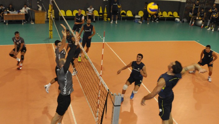 Erkek Voleybol Takımımız, Fenerbahçe İle Antrenman Maçı Oynadı