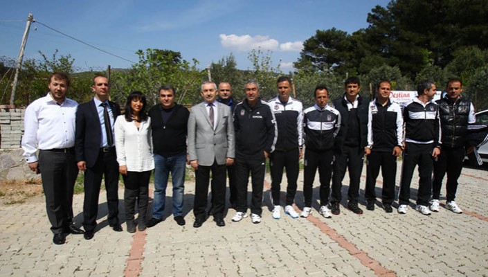 Ayvalık Beşiktaşlılar Derneği’nden Yemek