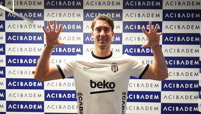 Yeni Transferimiz Dusan Vlahovic Sağlık Kontrolünden Geçti