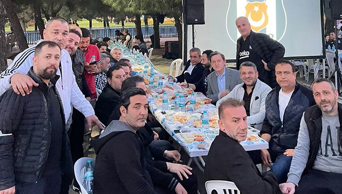 Yönetim Kurulu Üyelerimiz Taraftarlarımızla İftarda Buluştu