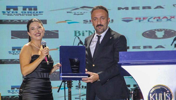 Yönetim Kurulu Üyemiz Üzeyir Engin, İzmirli Beşiktaşlılarla Buluştu
