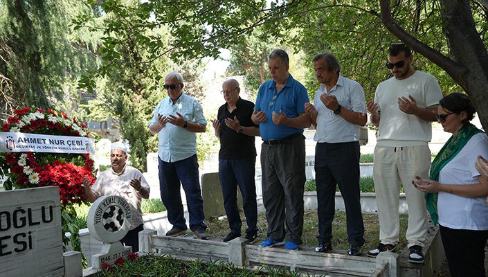 Yusuf Tunaoğlu’nu Kabri Başında Andık