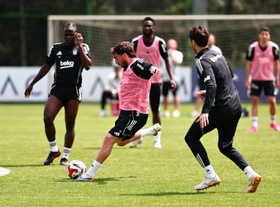 Black Eagles in training 