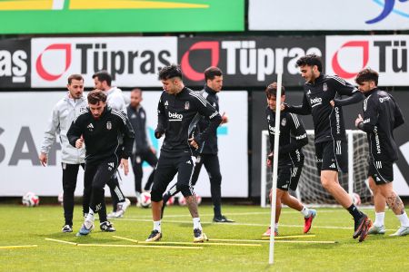 Black Eagles in practice session 