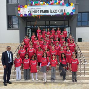 1903 Sakarya Beşiktaşlılar Derneği’nden Anlamlı Sponsorluk