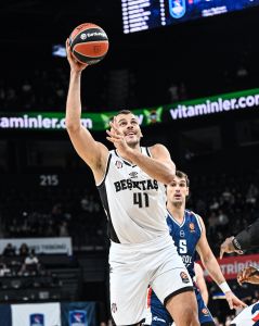 Anadolu Efes - Beşiktaş