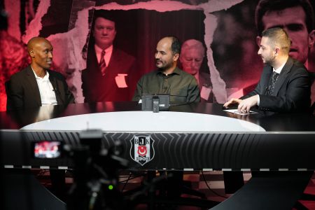 Atiba Hutchinson, Beşiktaş YouTube'a Konuk Oldu