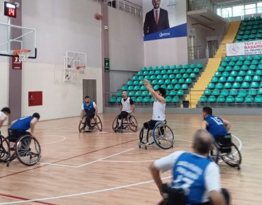 Bağcılar Engelli Gençlik SK - Beşiktaş (Hazırlık Maçı)