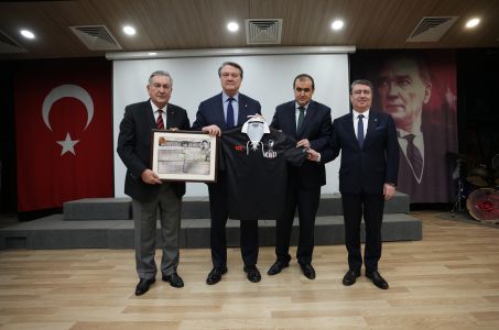 Beşiktaş Chairman Hasan Arat at Kabataş Boy's High School opening 