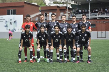 Beşiktaş Artaş - Siltaş Yapı Pendikspor (U-15)